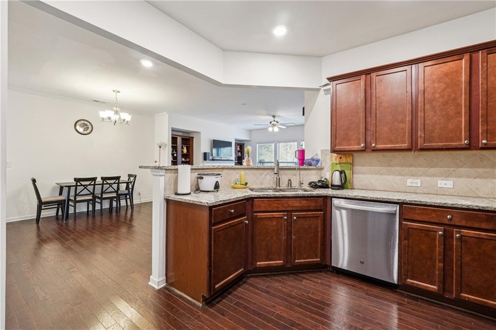 1425 Hampton Oaks Drive, Alpharetta, Georgia image 7