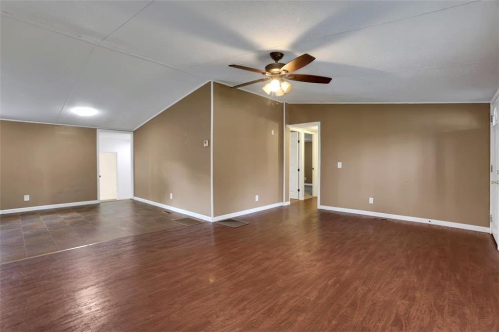 3000 Burton Circle, Gainesville, Georgia image 5