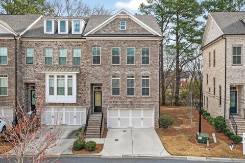 Townhouse For Sale - 7942 Laurel Crest Drive<br/> Johns Creek, GA 30024