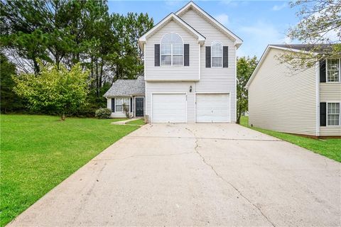 A home in Ellenwood