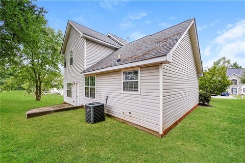 A home in Ellenwood