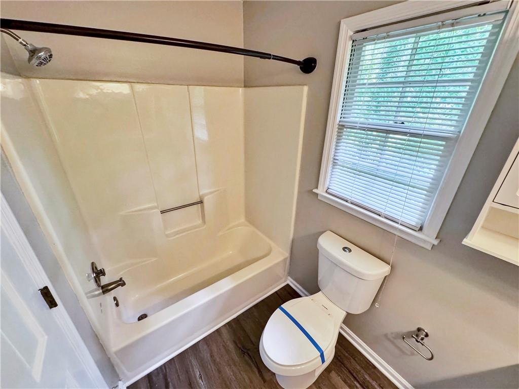 Falcon Crest I - Residential Lease