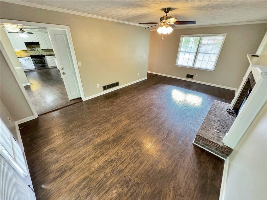 Falcon Crest I - Residential Lease