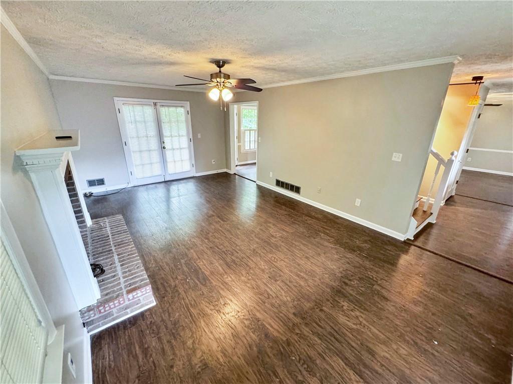 Falcon Crest I - Residential Lease