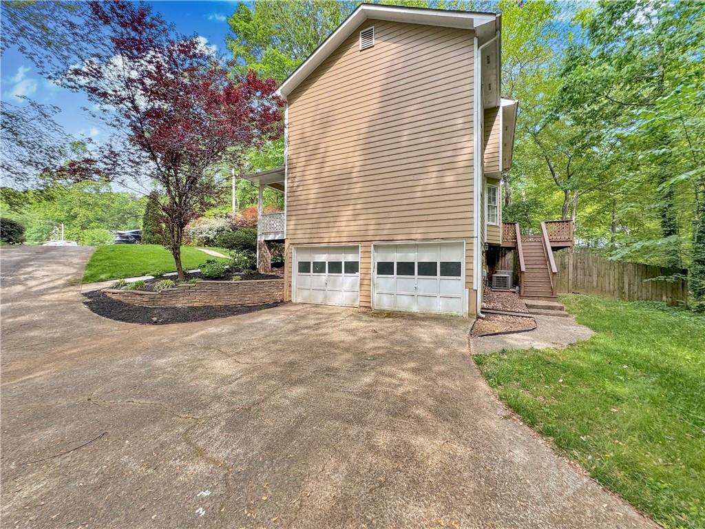 Falcon Crest I - Residential Lease
