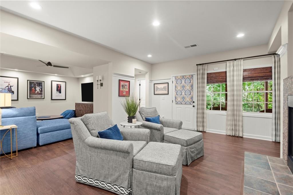 4905 Village Green Drive, Roswell, Georgia image 16