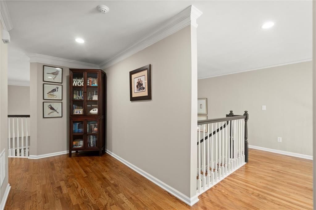 4905 Village Green Drive, Roswell, Georgia image 40