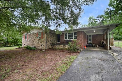 Homes For Sale - 108 Roberts Street<br/> Calhoun, GA 30701