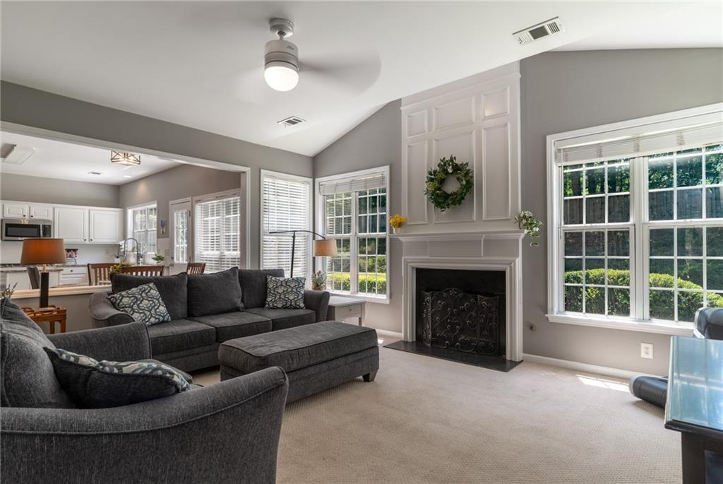 939 Bendleton Drive, Woodstock, Georgia image 6