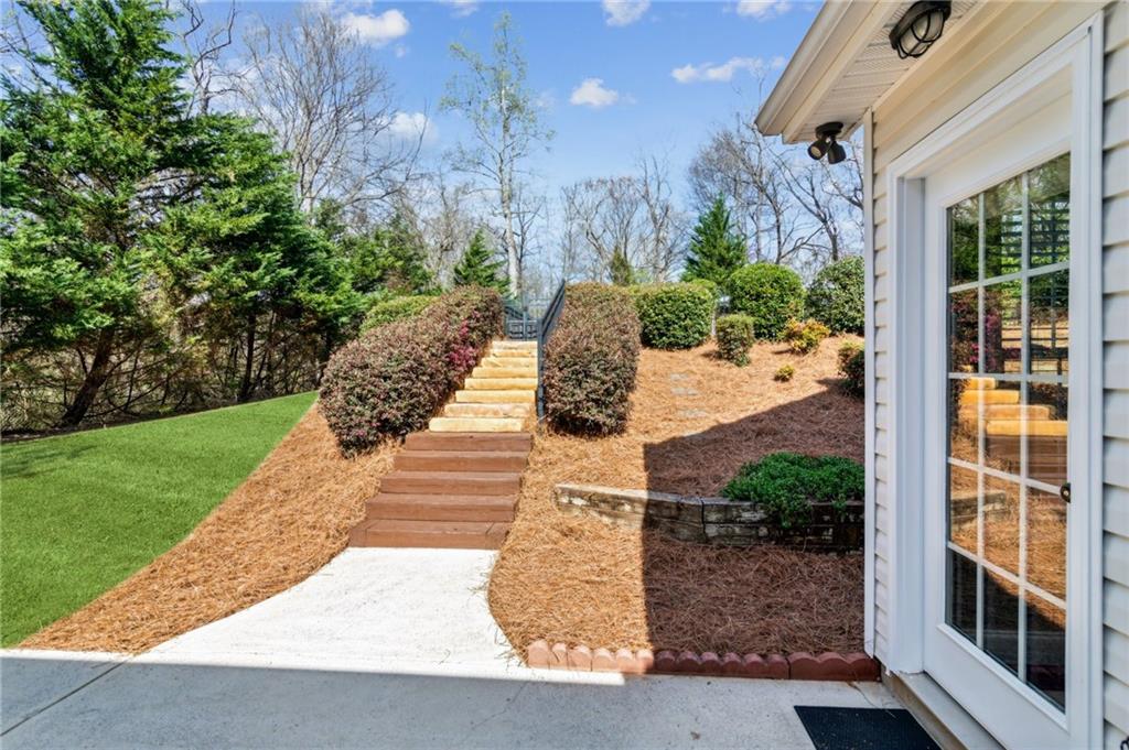 102 Lauren Marie Drive, Braselton, Georgia image 7