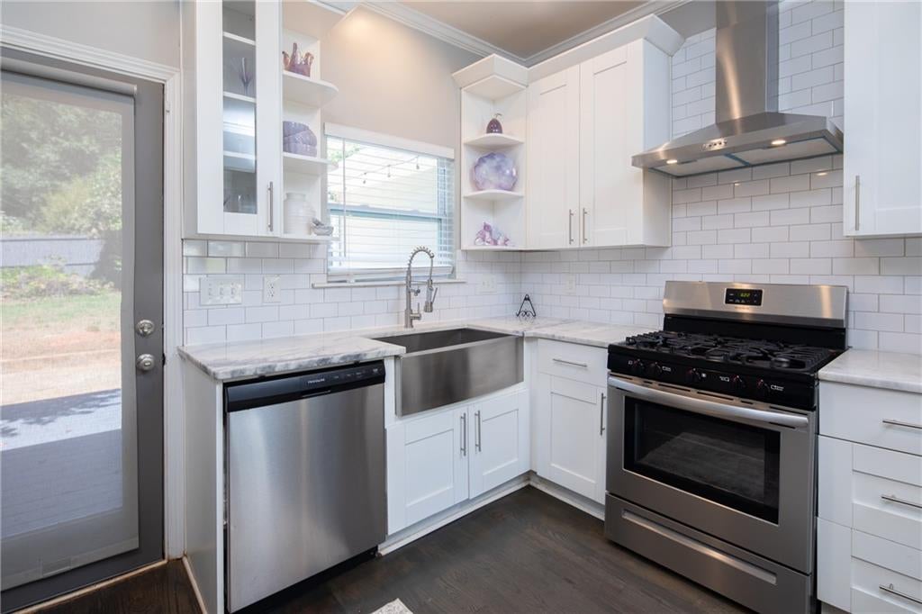 2188 Loring Court
