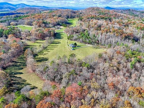 A home in Blairsville