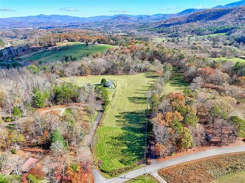 A home in Blairsville