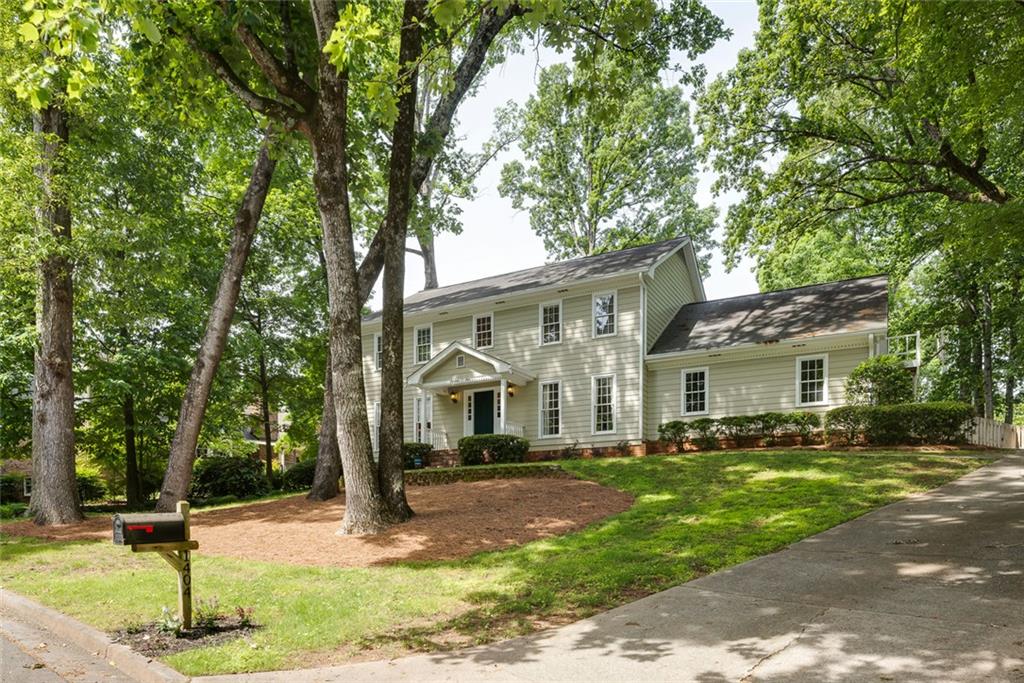1404 Vernon North Drive