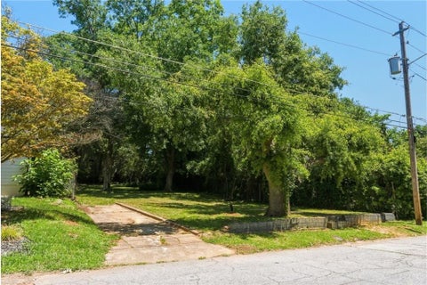 Vacant Land For Sale - 1339 Cambridge Avenue<br/> Atlanta, GA 30344