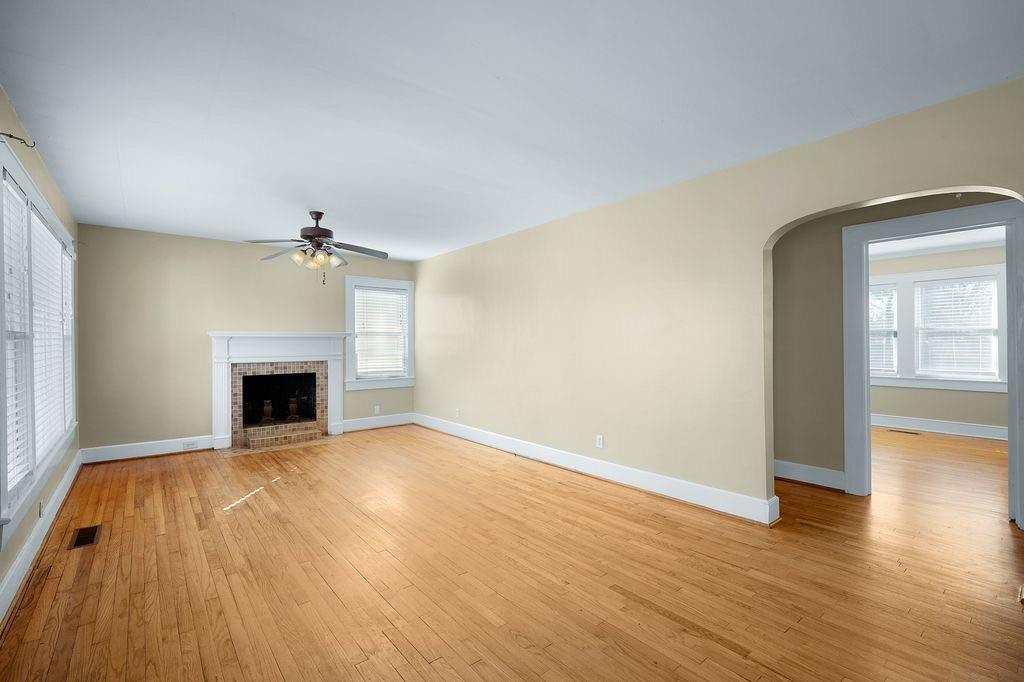 611 Briarwood Circle NW