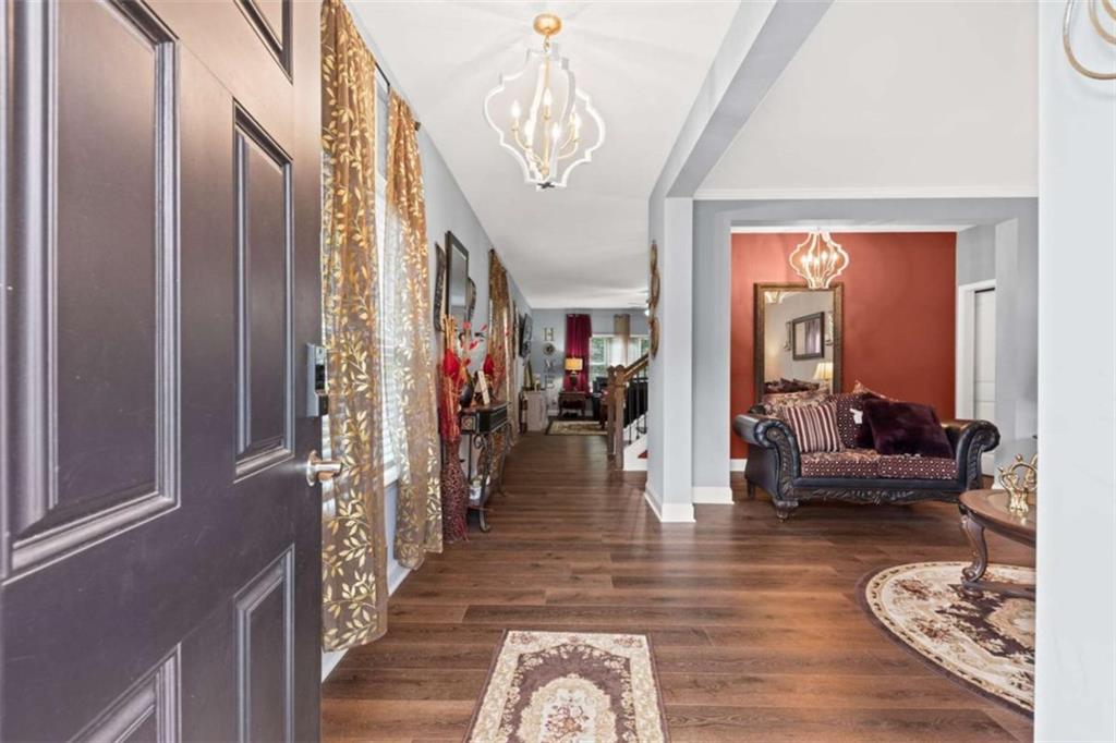 4304 Bellwood Circle