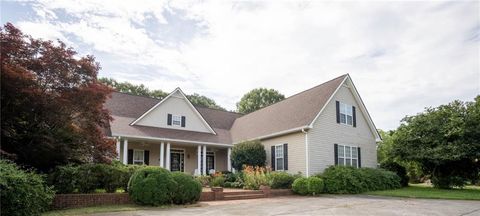 Homes For Sale - 442 Buffalo Creek Road<br/> Carrollton, GA 30117