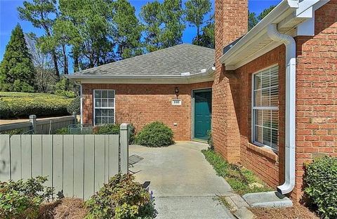Townhouse For Sale - 3113 Orchard Ridge Circle<br/> Duluth, GA 30096