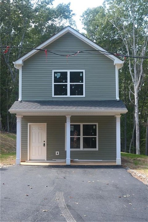 Homes For Sale - 6865 Lake View Point<br/> Forsyth County, Gainesville, GA 30506