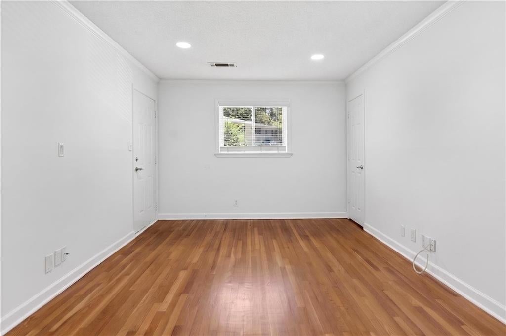 255 Jefferson Place 23