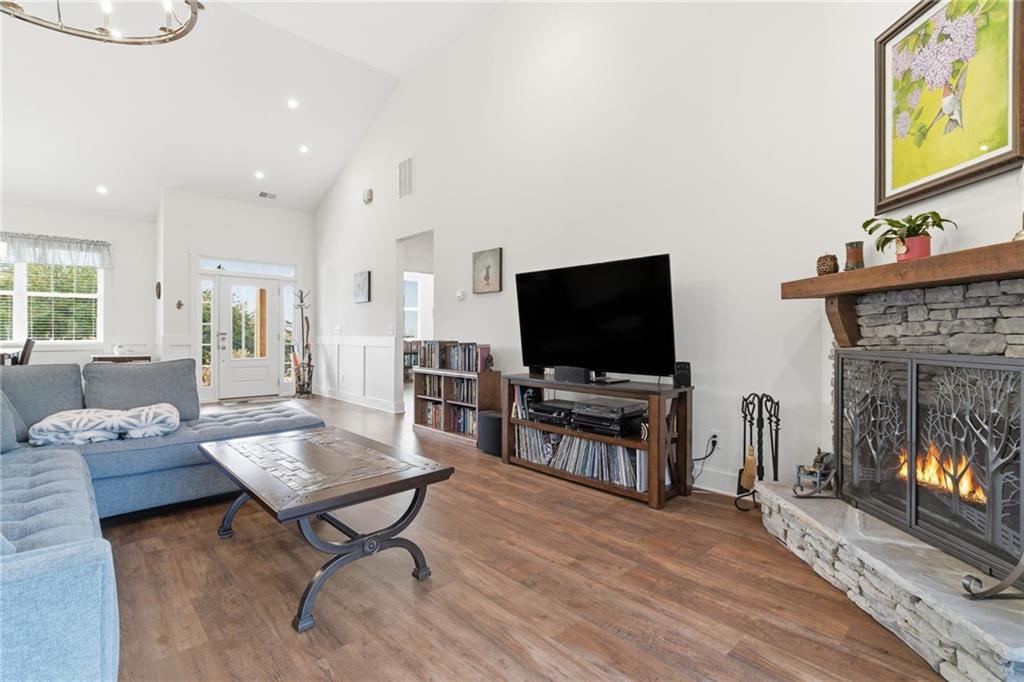 Stoneledge - Residential