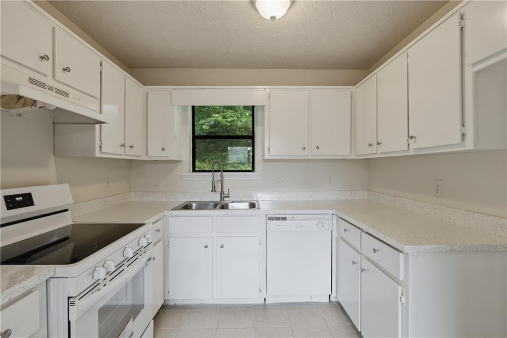 79 Sandalwood Circle
