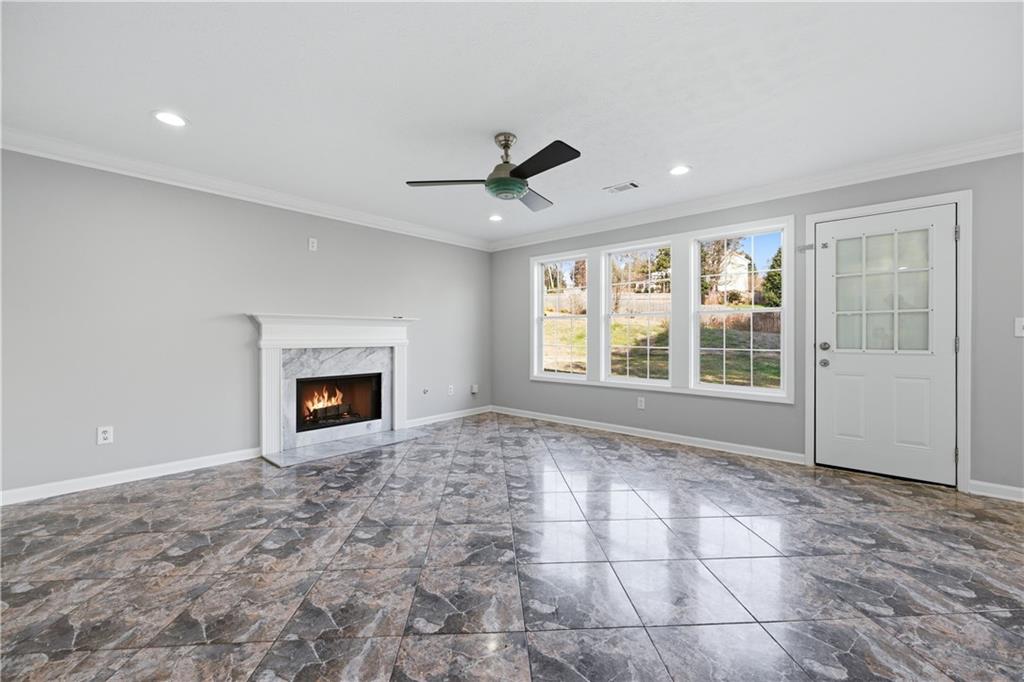 1250 Springmont Court