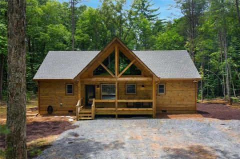 A home in Mccaysville