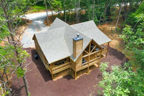 A home in Mccaysville