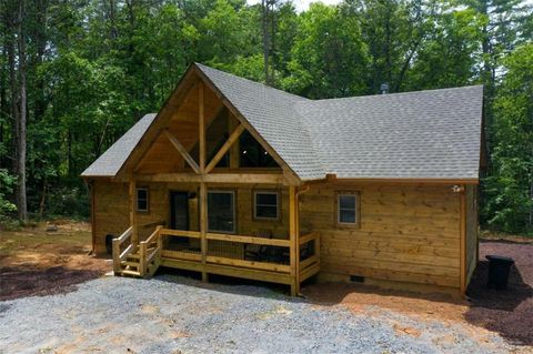 A home in Mccaysville