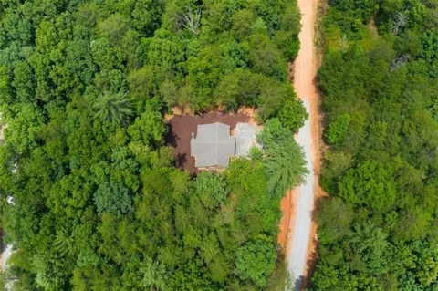 A home in Mccaysville