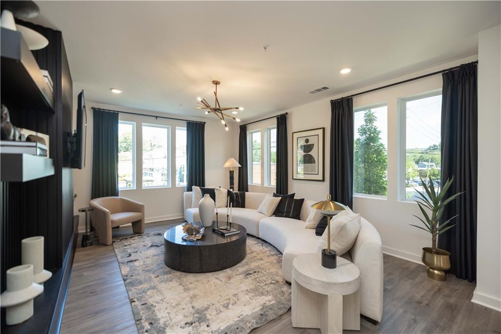 371 Grant Circle 1812