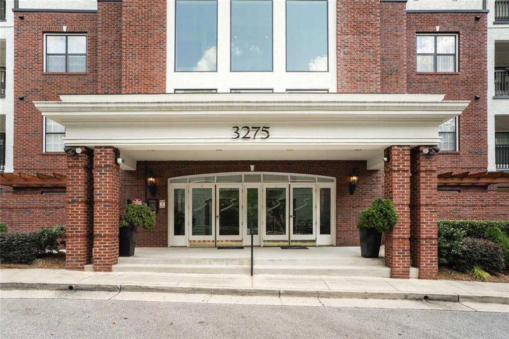 3275 Lenox Road NE #302