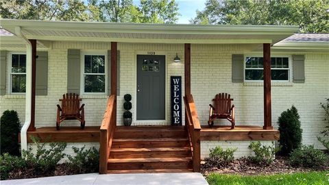 Homes For Rent - 1039 Washington Avenue<br/> Woodstock, GA 30188