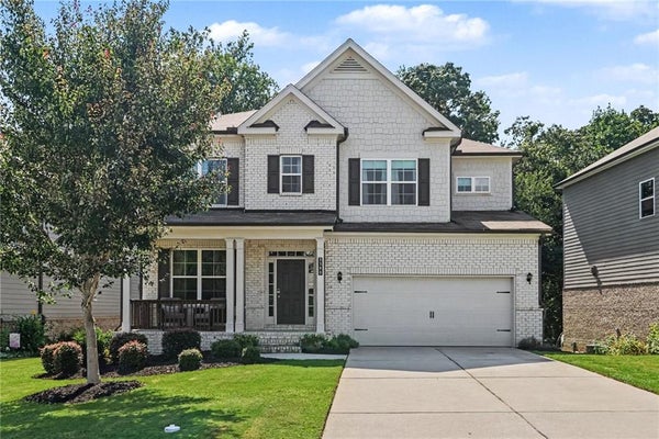 3380 FALL BRANCH LN, BUFORD, GA 30519 - Image eef5d68317251744eea7affc55c38ac1/934864414