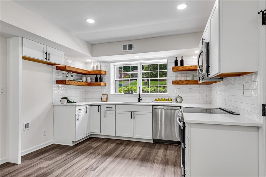 2550 Laurel Ridge Drive