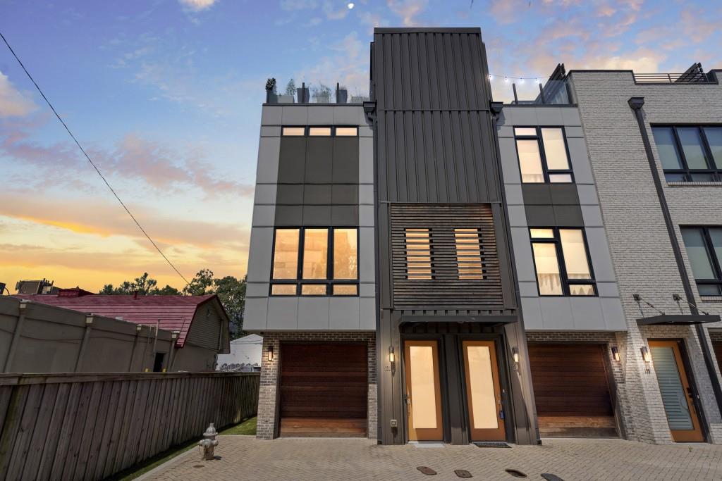Views @ O4W - Residential