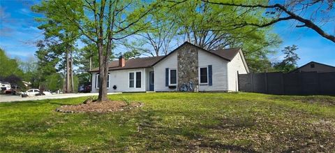 4796 Kellys Mill Drive NW Lilburn GA 30047