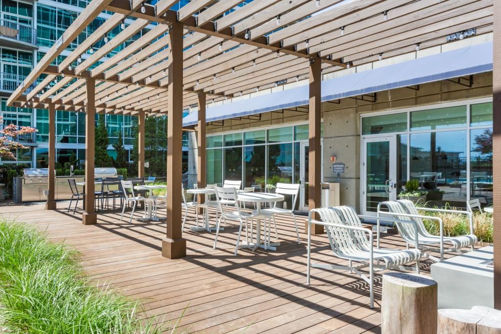 METROPOLIS - Residential