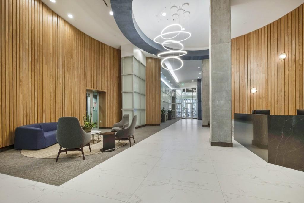 METROPOLIS - Residential