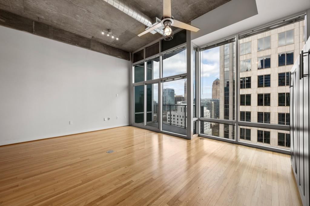 METROPOLIS - Residential