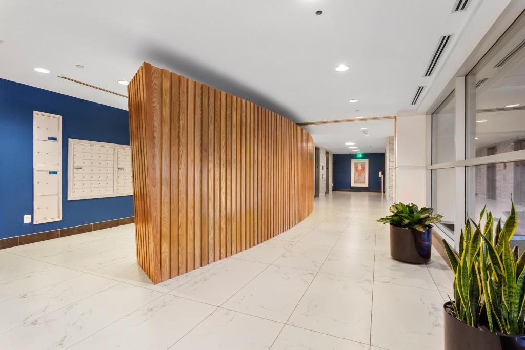 METROPOLIS - Residential