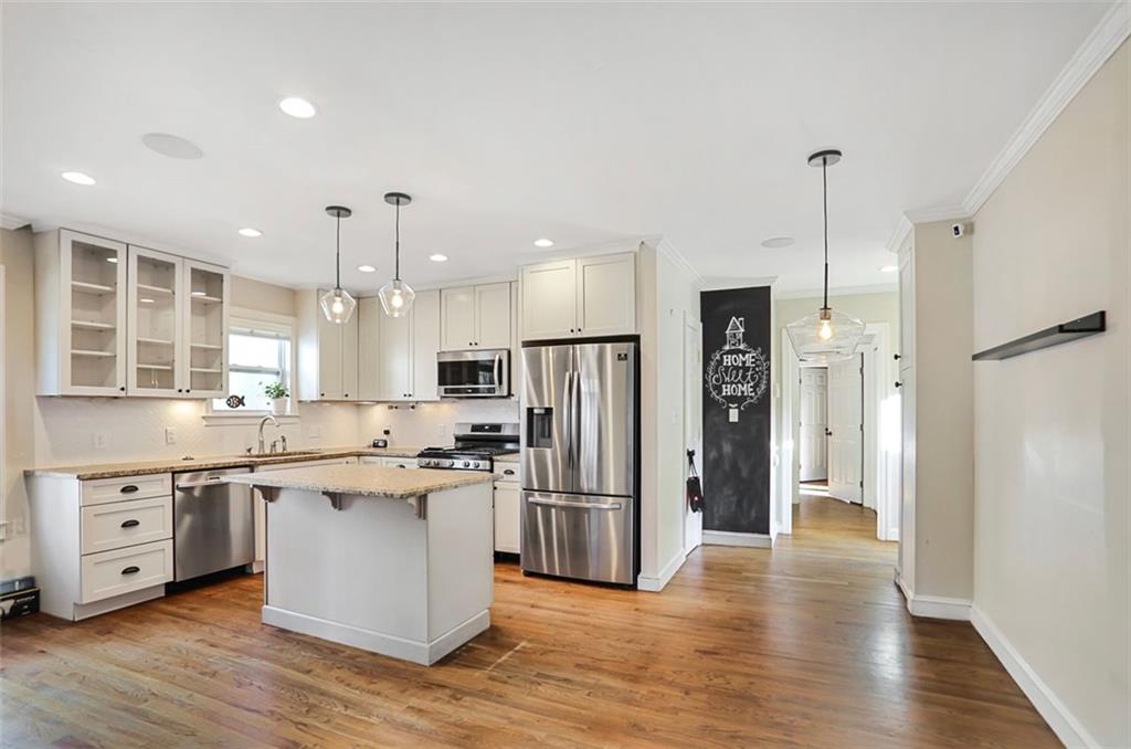 355 DEERING Road NW