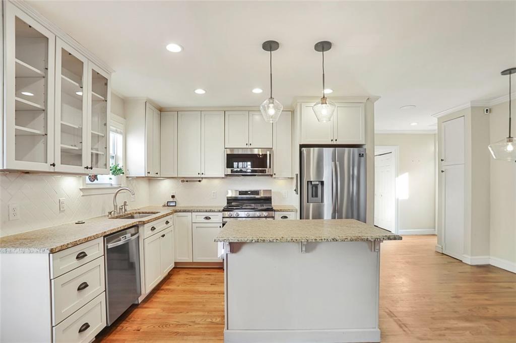 355 DEERING Road NW