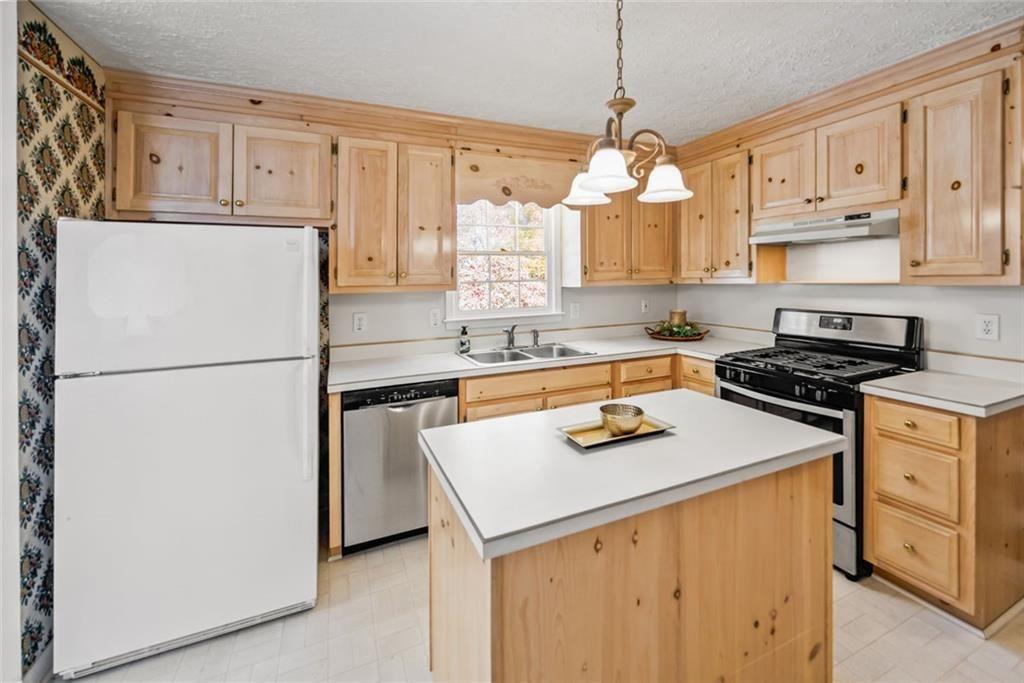 Laurel Lake - Residential