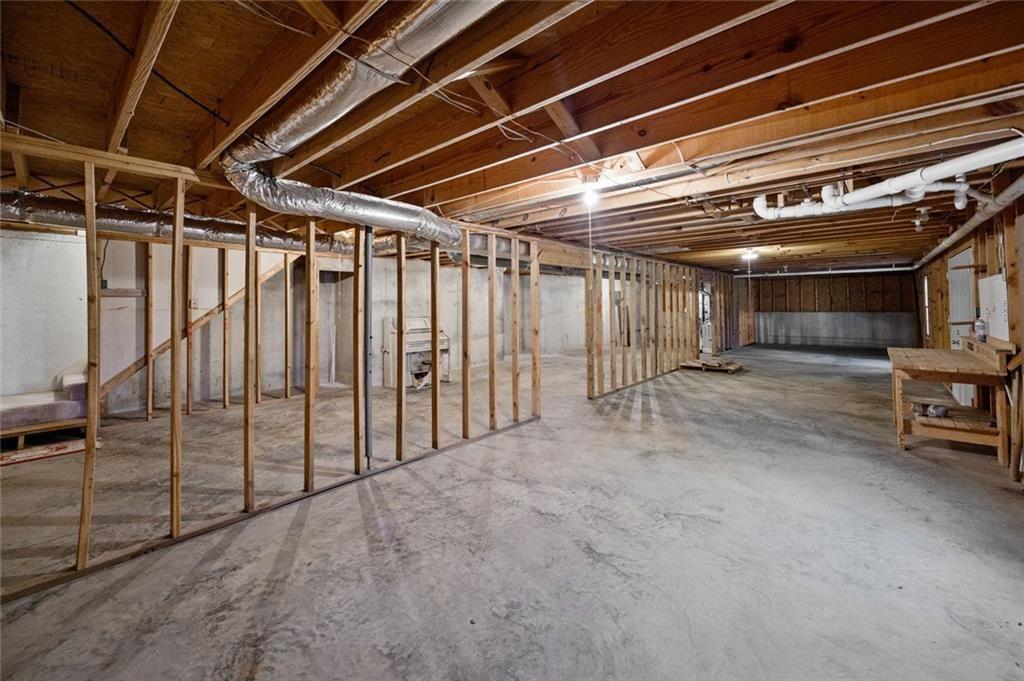 Laurel Lake - Residential