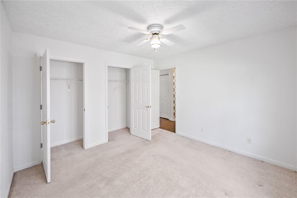 Laurel Lake - Residential