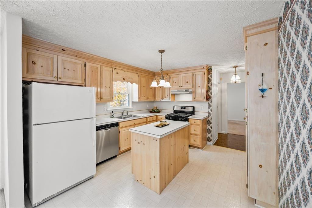 Laurel Lake - Residential