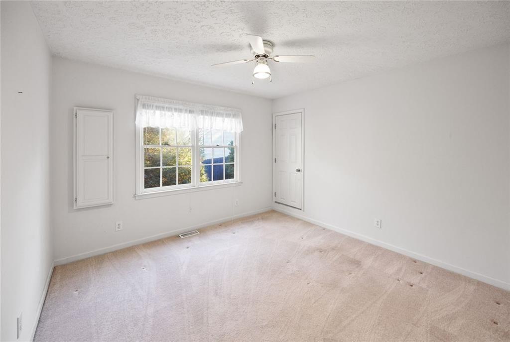 Laurel Lake - Residential